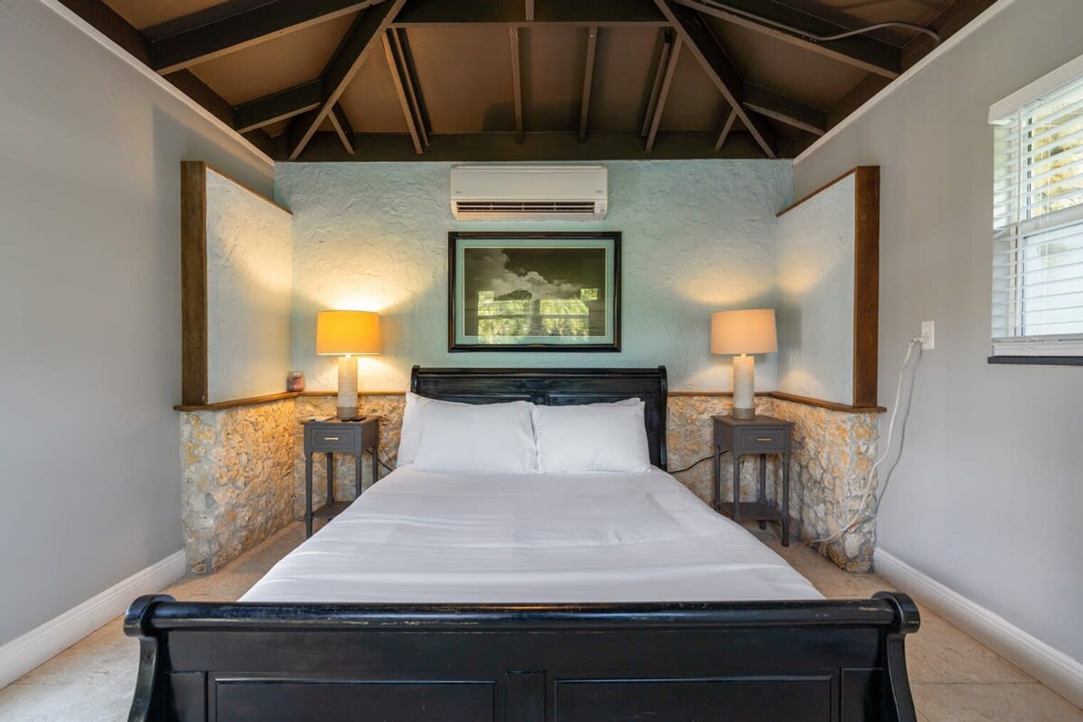 Building Photo - 915 NW 20th St