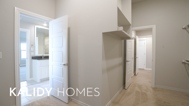 Building Photo - 12500 Elba Dr