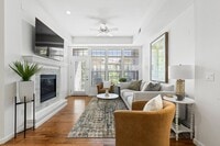 Building Photo - 7865 Vallagio Ln