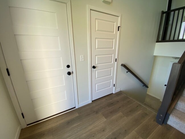 Building Photo - 3 bed, 2.5 bath South Fargo Home For Rent!