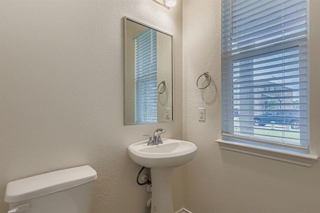 Building Photo - 7806 Song Sparrow Dr.