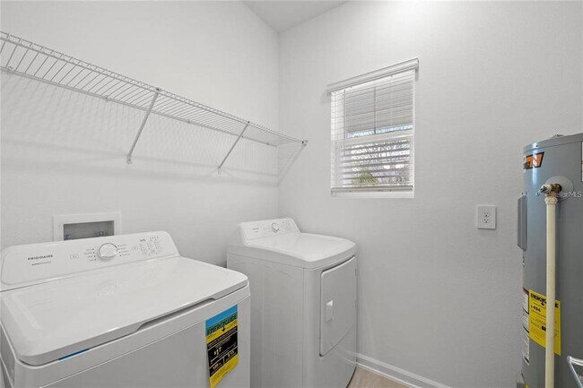 Building Photo - 6028 Zen Wy