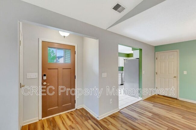 Building Photo - 207 Lynton Ct