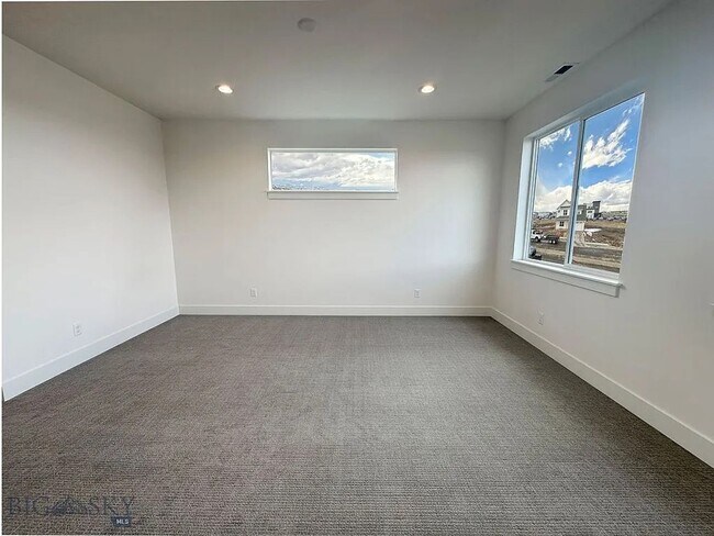 Building Photo - 509 Spaniel Ln