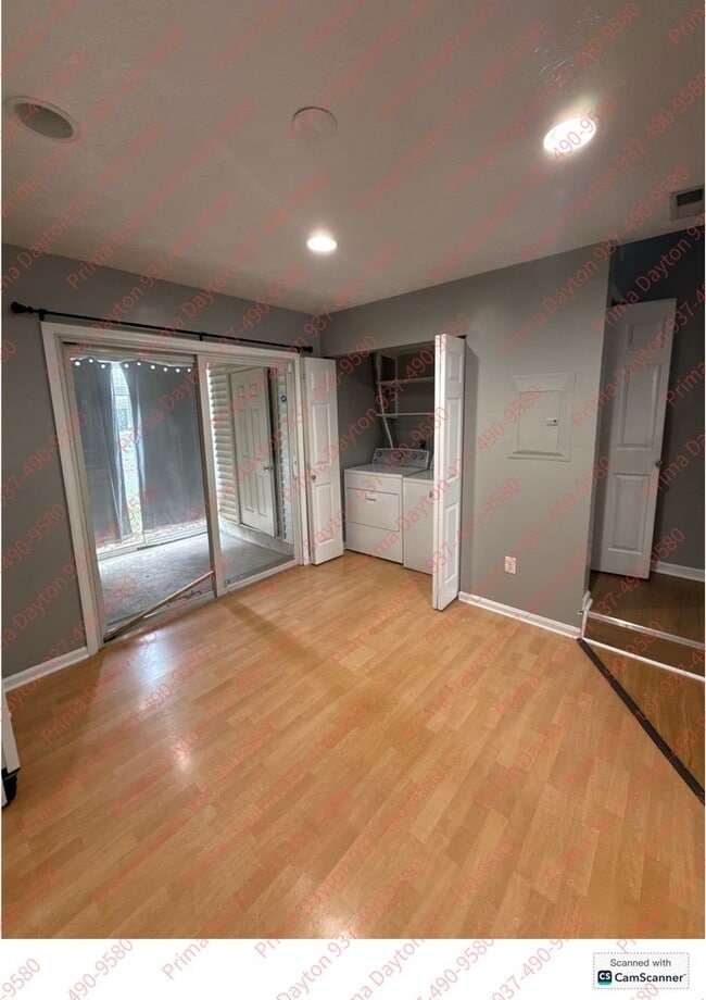 Building Photo - 2 bed 1.5 bath townhouse in Miamisburg not far from Austin's Landing