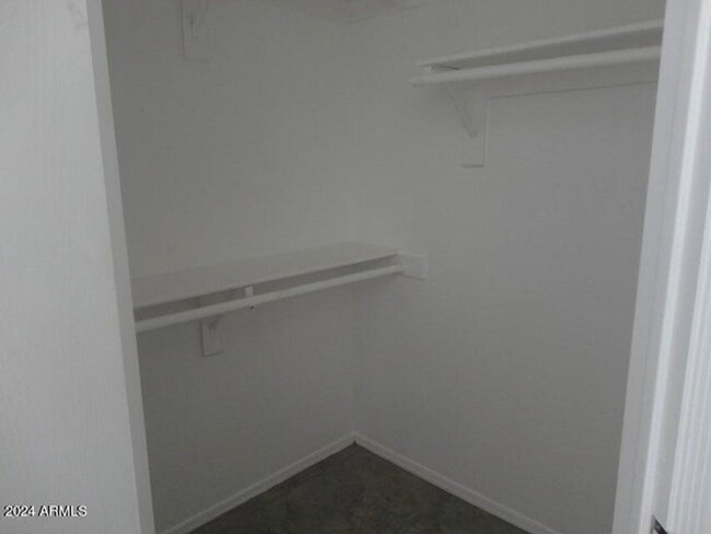 Building Photo - Peoria rental -111th Ave/ Olive