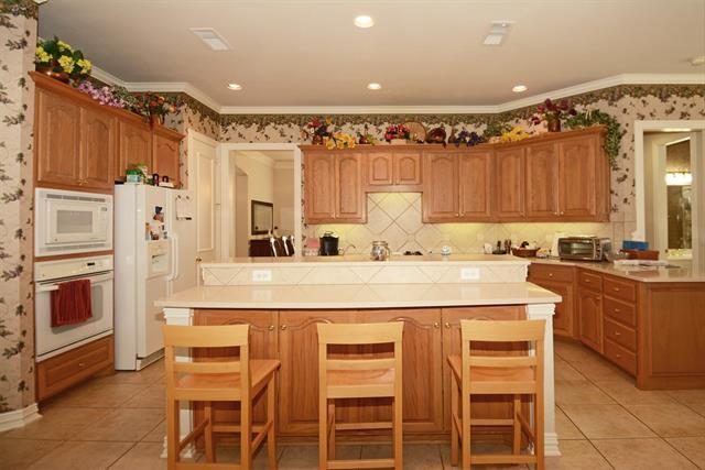 Building Photo - 8617 Orchard Hill Dr