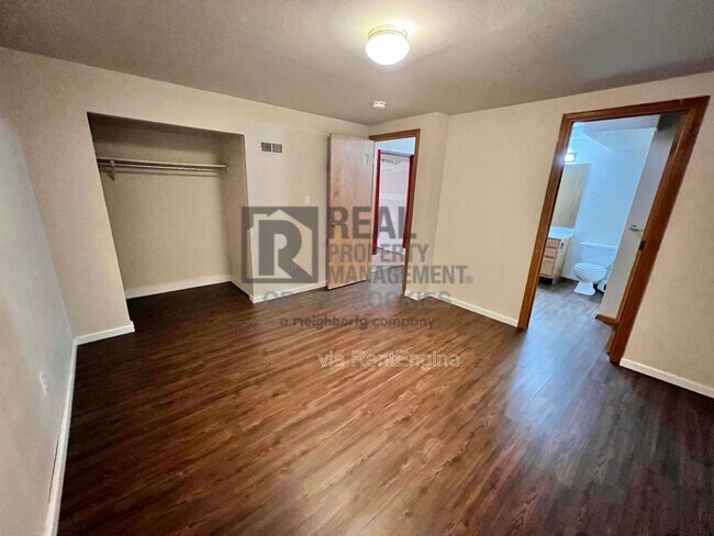 Building Photo - 4224 Wolf Creek Ct