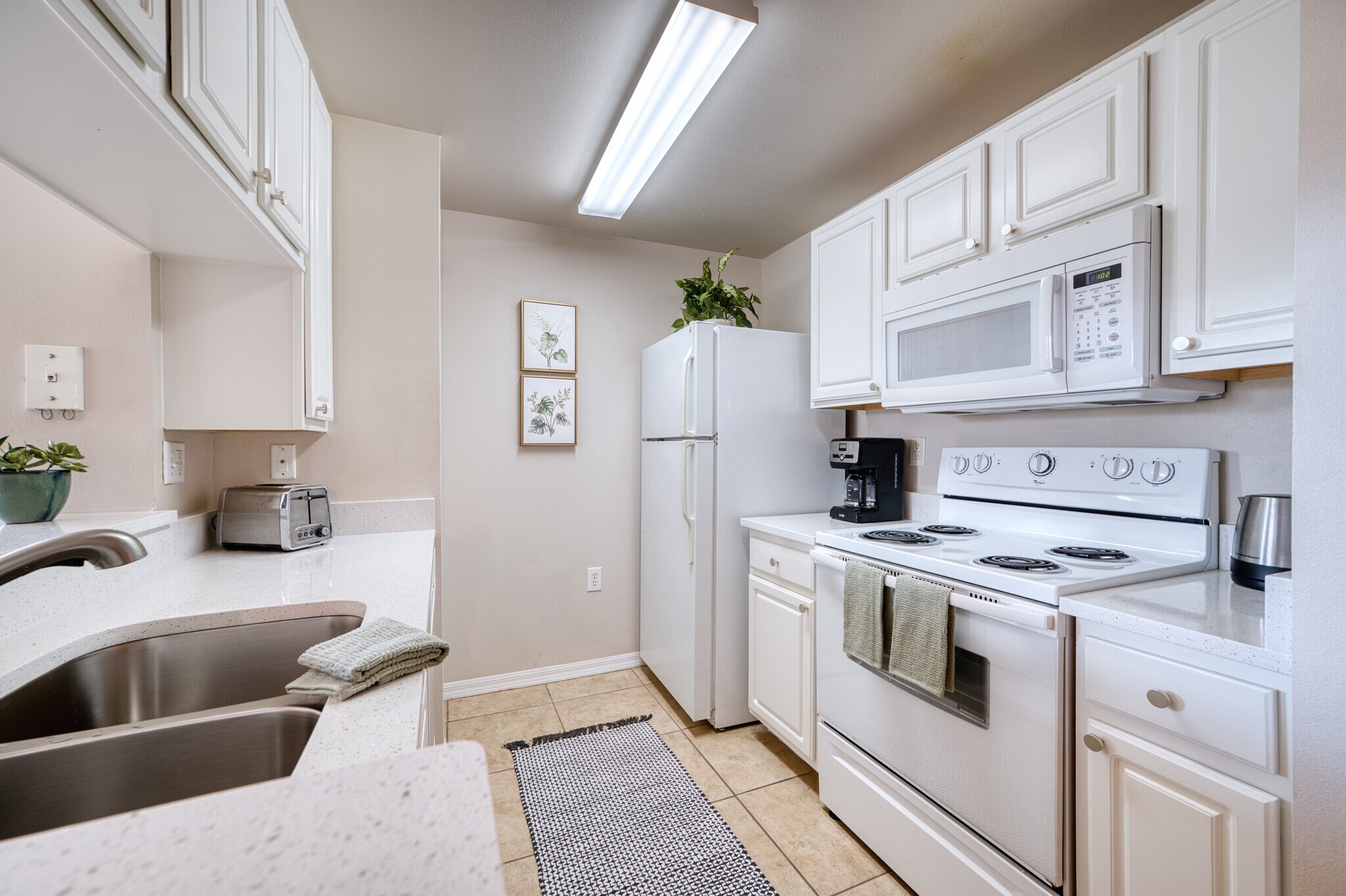 Kitchen - 5551 Bentgrass Dr