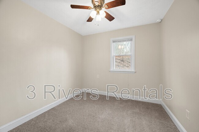 Building Photo - 600 Camp Meeting Rd