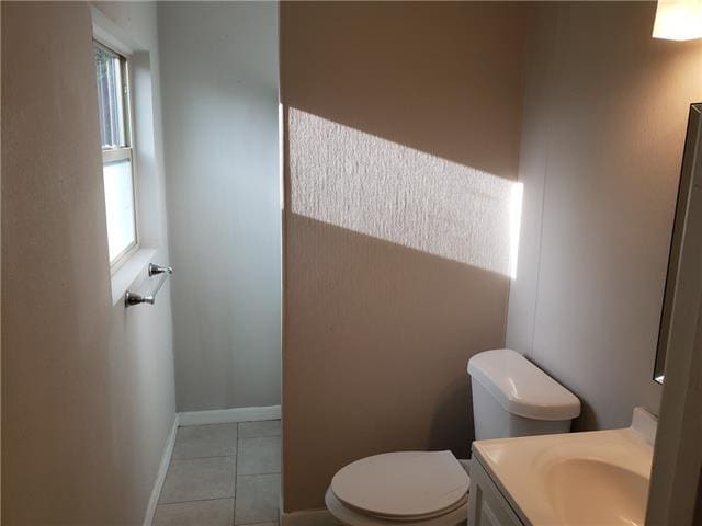 Building Photo - 719 Rolling Ridge Dr