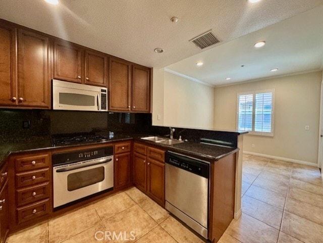 Building Photo - 116 Coral Rose