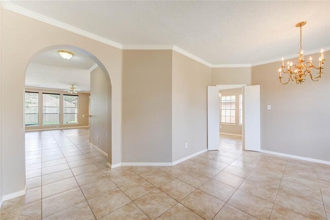 Building Photo - 4814 Cotter Ln
