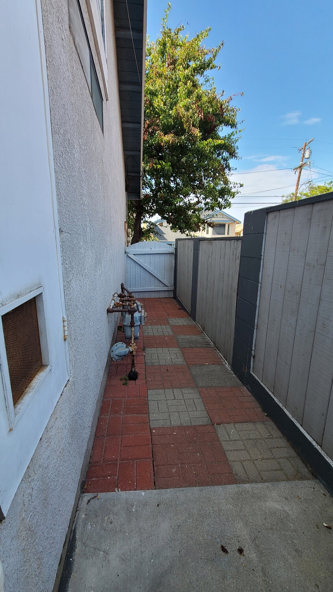 Building Photo - 2314 Clark Ln