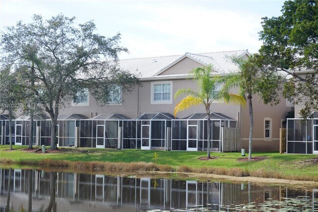 Building Photo - 1868 Salerno Cir