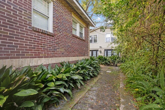 Building Photo - 1338 Wolfe St