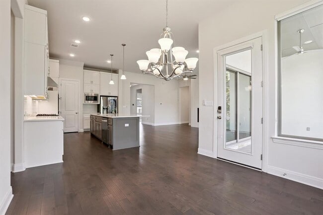 Building Photo - 19304 Summit Glory Trl