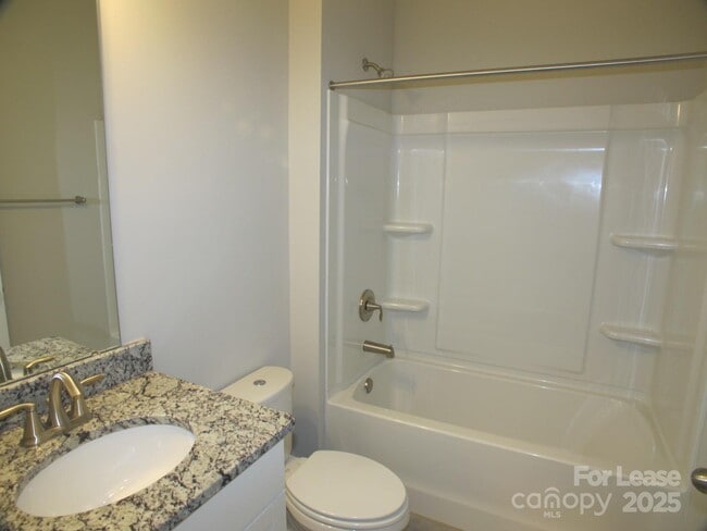 Building Photo - 1413 Bramblewood Dr