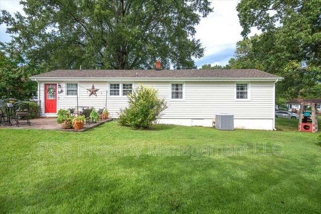 Building Photo - 16100 Gary Ave