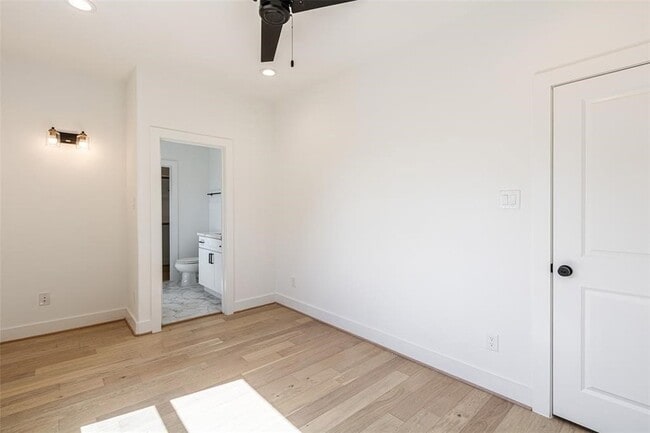 Building Photo - 2506 Langston St