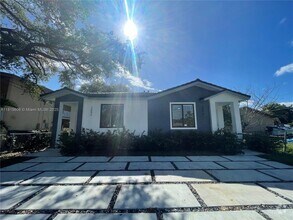 Building Photo - 3096 NW 27th St