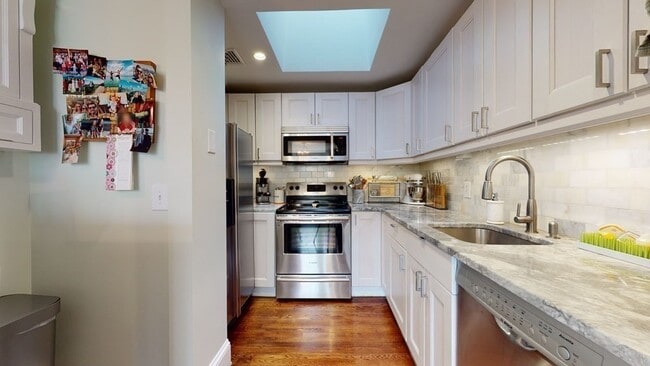 Building Photo - 23 Worcester Sq