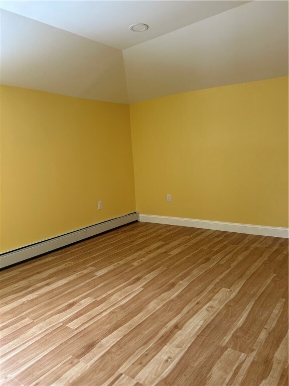 Building Photo - 9661 W Ridge Rd