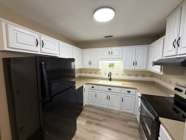 Building Photo - 114 Dalton Cody Dr