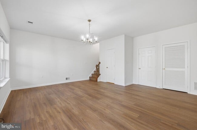 Building Photo - 14666 Seasons Dr