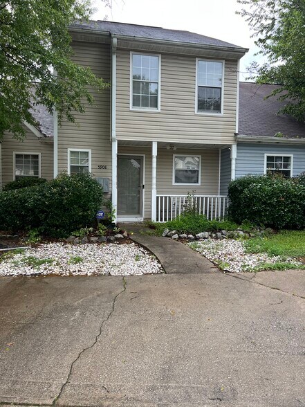 Primary Photo - 5908 Trent Walk Dr