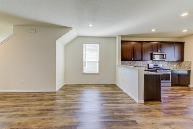 Building Photo - 17911 Grassy Prairie Dr