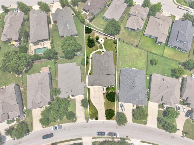 Building Photo - 4017 Benetton Way