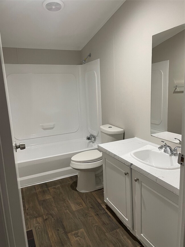 Building Photo - 15661 Deer Glen Ln