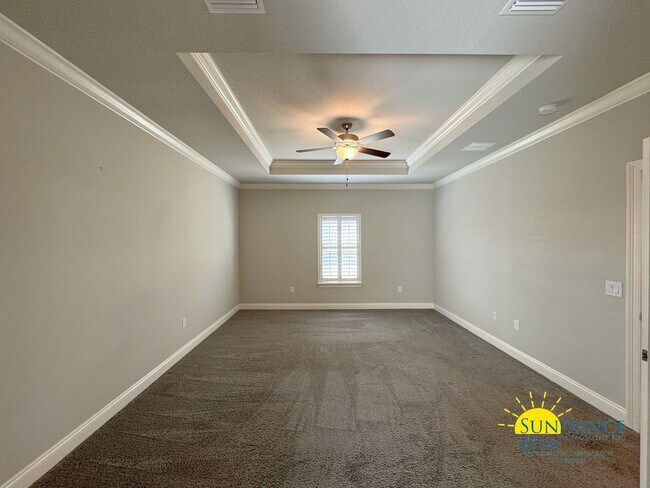Building Photo - Exquisite 4 Bedroom Home in Navarre Near Beaches & Amenities!