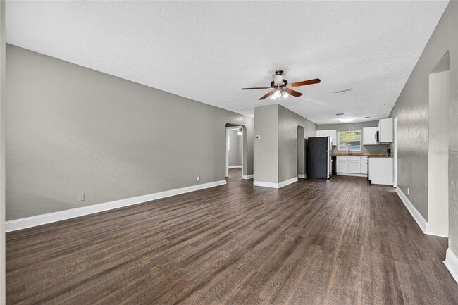 Building Photo - 4621 25th Ave S