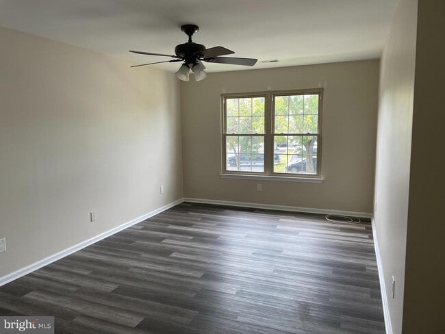 Building Photo - 404 Atlanta Court