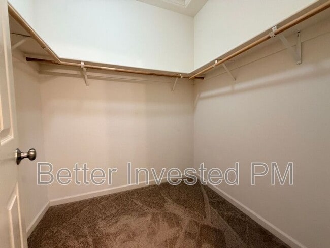 Building Photo - 1743 Waltzer Rd