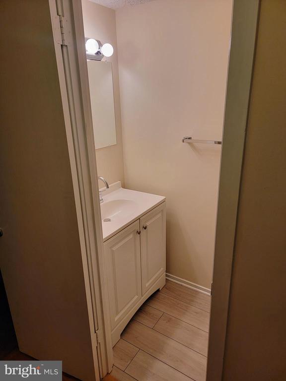 Building Photo - 20573 Summersong Ln