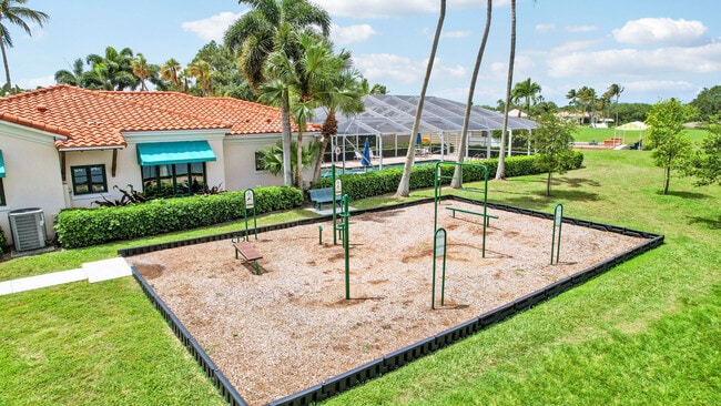 Building Photo - 2052 Tarpon Lake Way