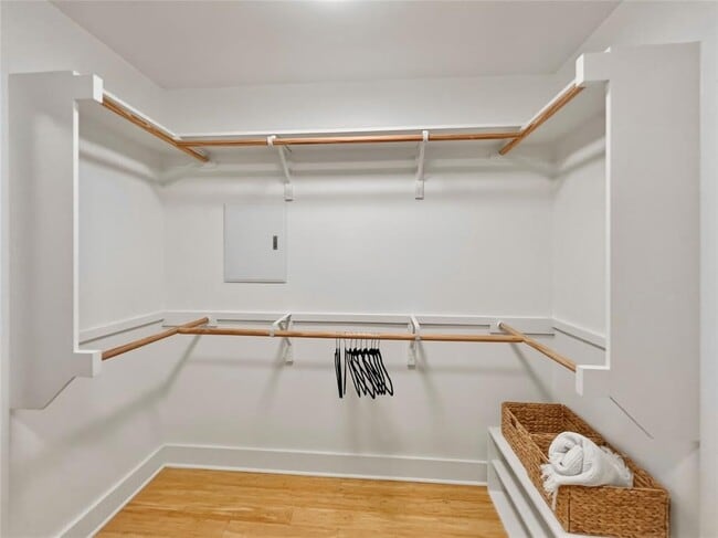 Building Photo - 2118 Brackenridge St