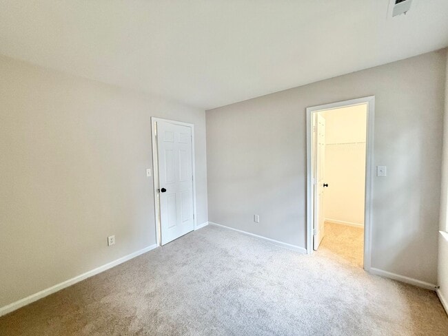 Building Photo - Newly Remodeled 3BD, 2.5BA Knightdale Home...
