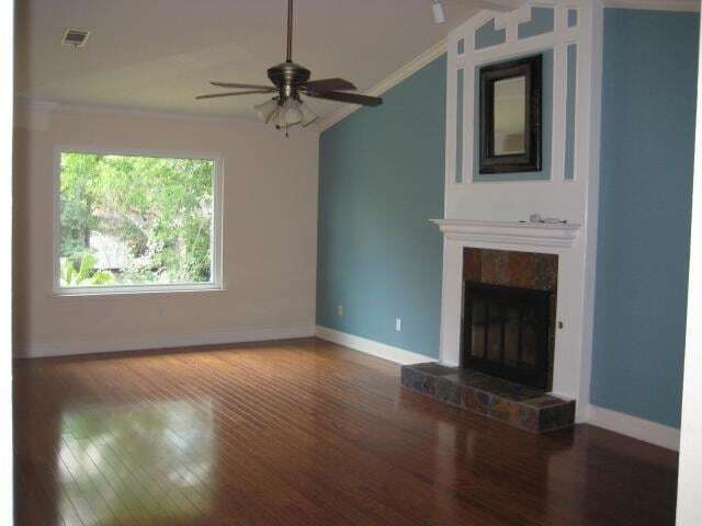 Building Photo - 8407 Spring Valley Dr
