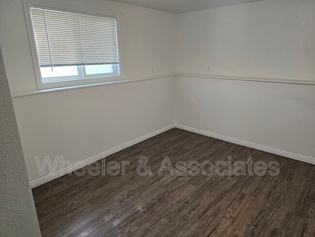 Building Photo - 6087 S 2475 W