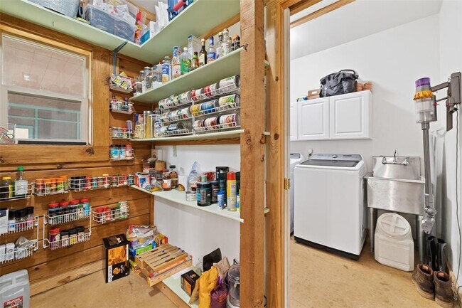 Building Photo - 9854 Weir Lp Cir
