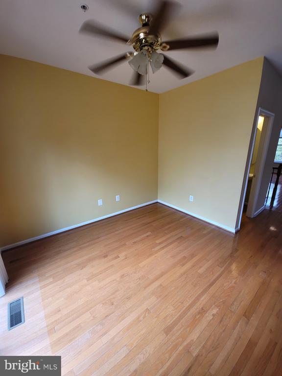 Building Photo - 4546 Scottsdale Pl