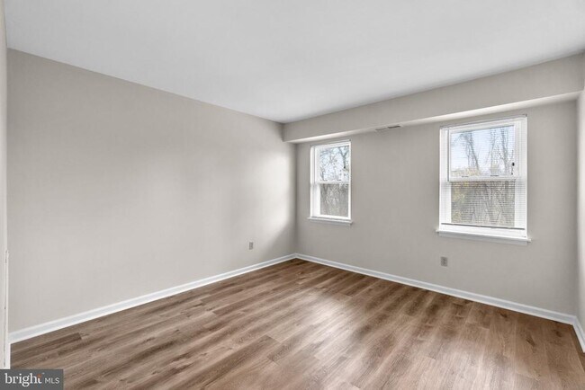 Building Photo - 3614 Court House Dr