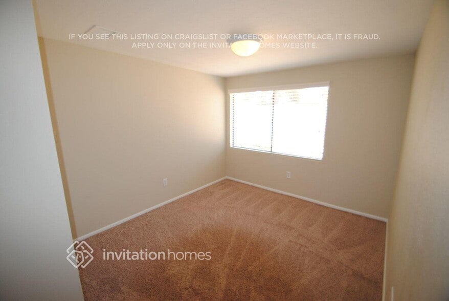 Building Photo - 9214 W Cortez Ave