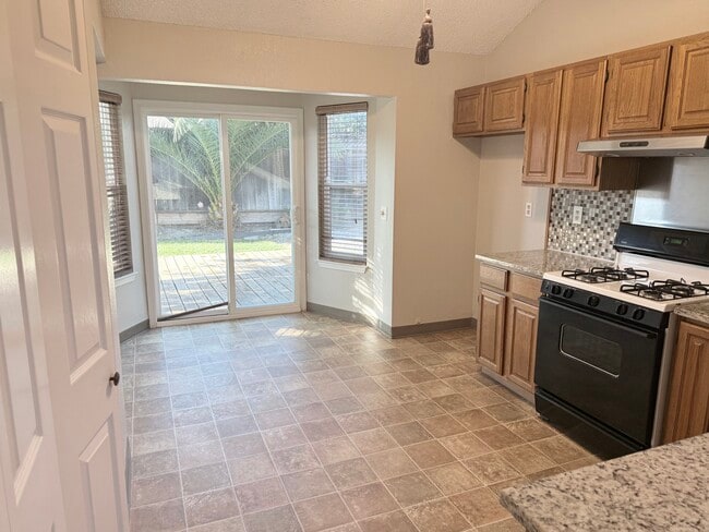 Building Photo - 1143 Lerma Ln