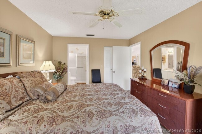 Building Photo - 8697 Sunbird Pl