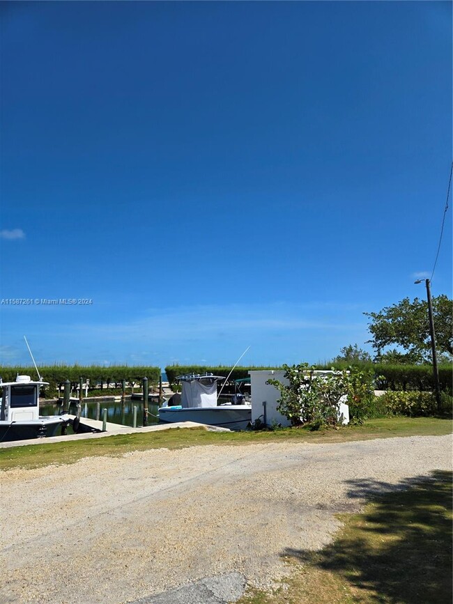 Building Photo - 101 Gumbo Limbo Rd